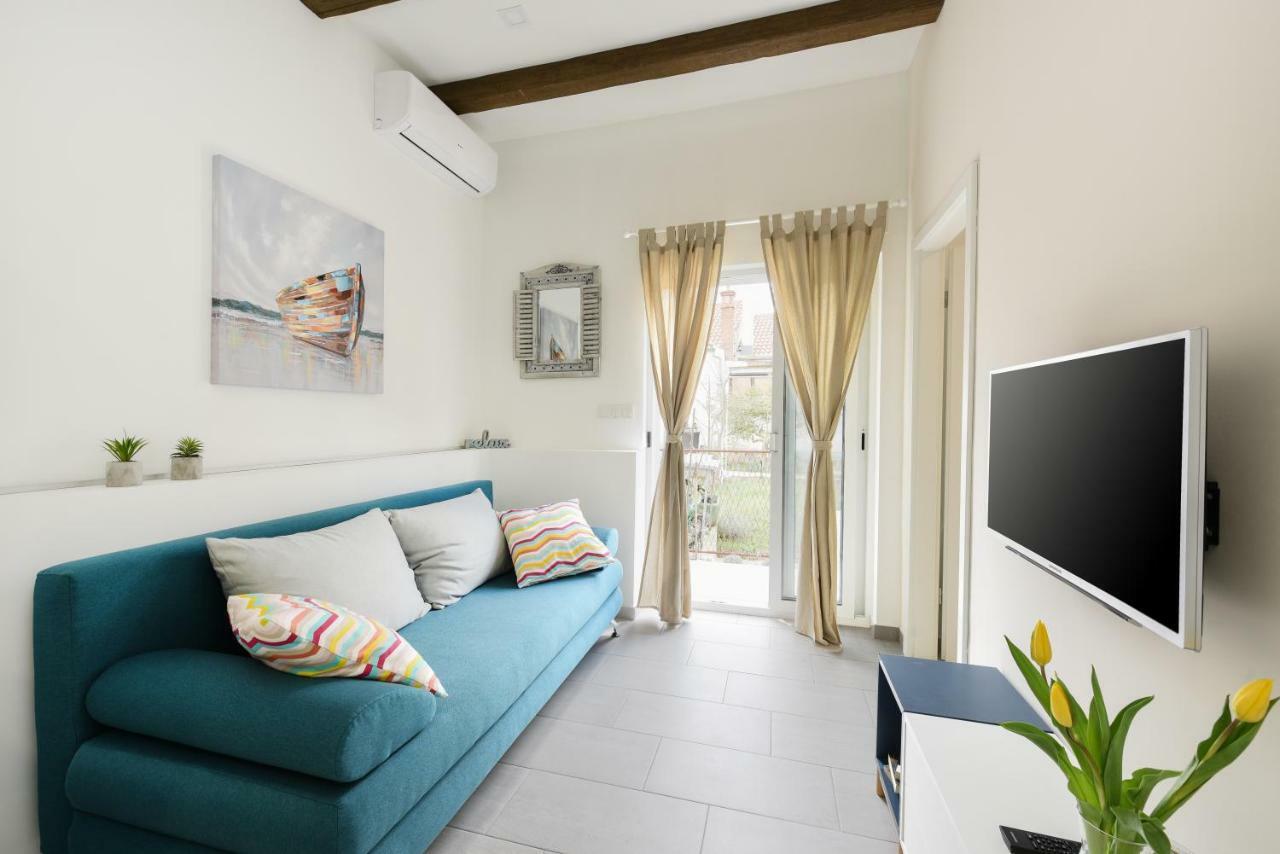 Apartmani ElaDora Biograd na Moru Kültér fotó